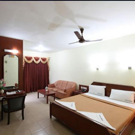 Hotel Melody Chennai Room photo